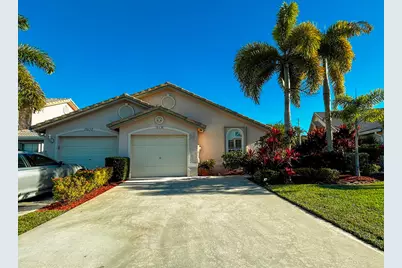 10638 Lake Shore Drive, Wellington, FL 33414 - Photo 1