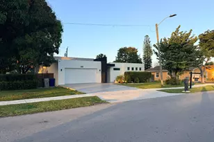 2321 NW 3rd St, Pompano Beach, FL 33069 - Photo 1