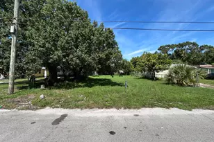 312 N 18th St, Fort Pierce, FL 34950 - Photo 1
