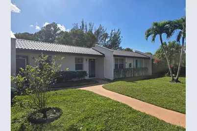118 Lake Olive Drive, West Palm Beach, FL 33411 - Photo 1