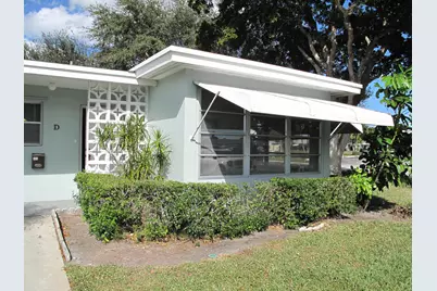 277 High Point Court W #D, Delray Beach, FL 33445 - Photo 1