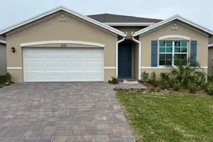 2751 NE Breezeway Cir, Jensen Beach, FL 34957 - Photo 1