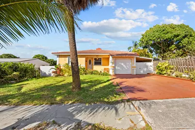 913 Bradley Court, West Palm Beach, FL 33405 - Photo 1
