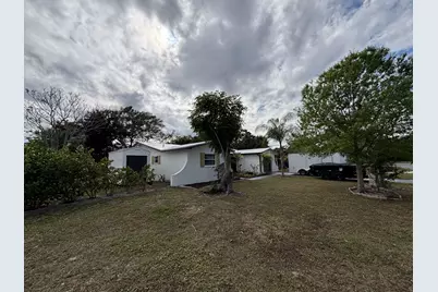 1160 SE 12th Street, Stuart, FL 34996 - Photo 1