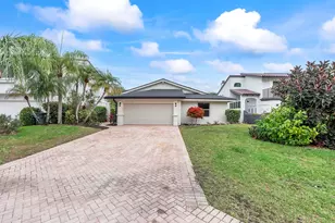 6443 Pond Apple Rd, Boca Raton, FL 33433 - Photo 1