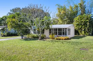 1471 4th Ct, Vero Beach, FL 32960 - Photo 1