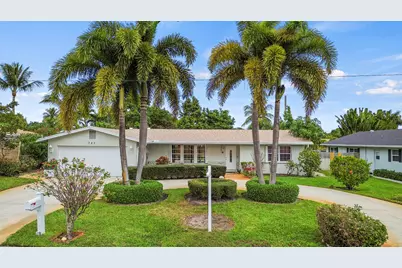 723 SW 27th Terrace, Boynton Beach, FL 33435 - Photo 1