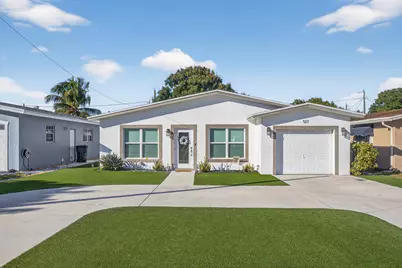 517 NW 52nd Street, Boca Raton, FL 33487 - Photo 1