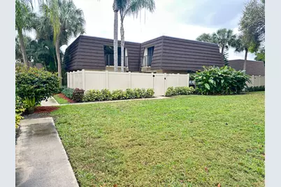 7307 73rd Way, West Palm Beach, FL 33407 - Photo 1
