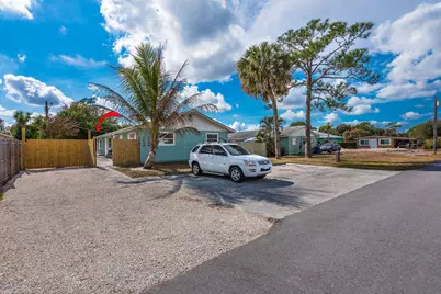 2658 SE Amherst Street, Stuart, FL 34997 - Photo 1