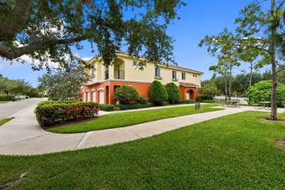 63 SE Palermo Court #203, Stuart, FL 34994 - Photo 1