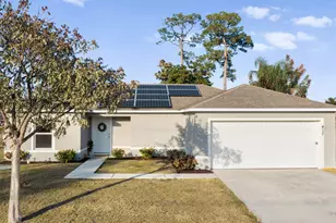 417 SE Seahouse Dr, Port Saint Lucie, FL 34983 - Photo 1