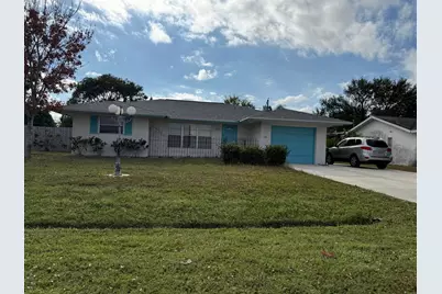 722 SE Arton Lane, Port Saint Lucie, FL 34983 - Photo 1