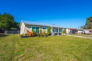 918 Schumann Dr, Sebastian, FL 32958 - Photo 1
