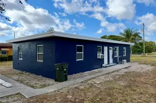 26 SW 10th Ave, Delray Beach, FL 33444 - Photo 1