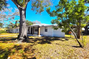 1818 10th Ave, Vero Beach, FL 32960 - Photo 1