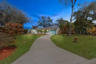 126 Ormond Ct, Sebastian, FL 32958 - Photo 1