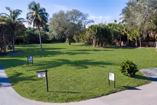 1098 Hibiscus Ln, Delray Beach, FL 33444 - Photo 1