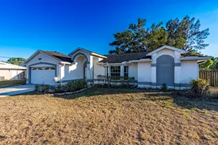 298 SW Eyerly Ave, Port Saint Lucie, FL 34953 - Photo 1