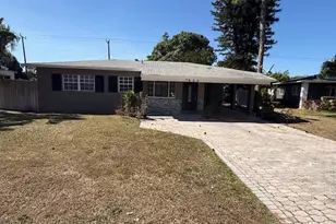 635 NW 5th St, Boynton Beach, FL 33435 - Photo 1