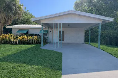 1016 Colonial Road, Fort Pierce, FL 34950 - Photo 1