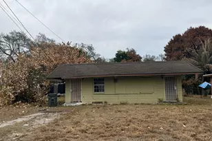 1608 Boston Ave, Fort Pierce, FL 34950 - Photo 1