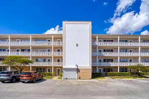 334 Dover B, West Palm Beach, FL 33417 - Photo 1