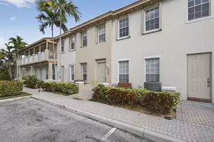 2520 NW 4th St, Boynton Beach, FL 33426 - Photo 1