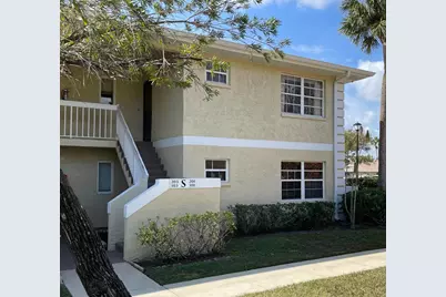 1560 SE Royal Green Circle #201, Port Saint Lucie, FL 34952 - Photo 1