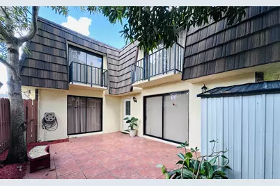 1534 Forest Lakes Circle #B, West Palm Beach, FL 33406 - Photo 1