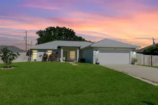 413 SW McComb Ave, Port Saint Lucie, FL 34953 - Photo 1