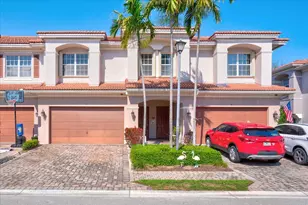13 Nottingham Pl, Boynton Beach, FL 33426 - Photo 1