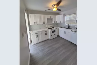 1026 N E Street, Lake Worth Beach, FL 33460 - Photo 1
