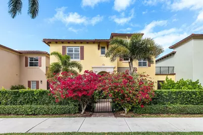 100 Via Floresta Drive, Boca Raton, FL 33487 - Photo 1