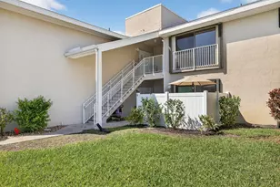 3210 S Lakeview Cir, Hutchinson Island, FL 34949 - Photo 1