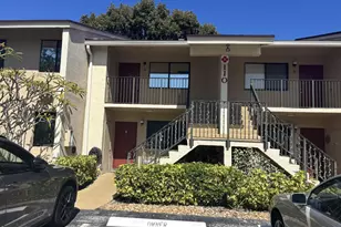 110 SE 7th St- Unit 5 Bldg 110, Deerfield Beach, FL 33441 - Photo 1