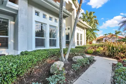 10 Martinique Cove, Palm Beach Gardens, FL 33418 - Photo 1