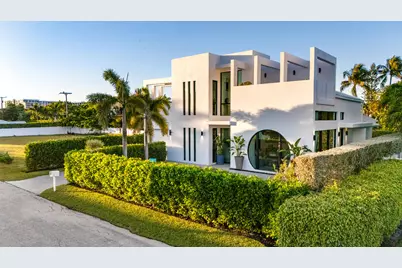 21 Hersey Drive, Ocean Ridge, FL 33435 - Photo 1