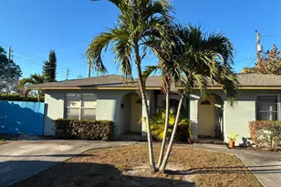 233 W Pine Terrace, West Palm Beach, FL 33405 - Photo 1