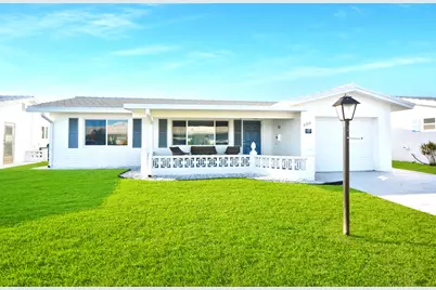 2392 SW 11th Avenue, Boynton Beach, FL 33426 - Photo 1