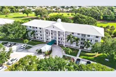 6073 Balboa Circle #204, Boca Raton, FL 33433 - Photo 1