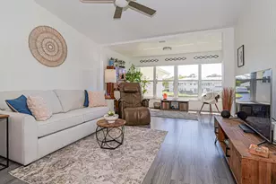 675 W Lake Jasmine Cir, Vero Beach, FL 32962 - Photo 1