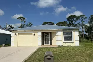 16 Rio De Palmas, Fort Pierce, FL 34951 - Photo 1