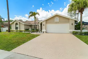13419 Northumberland Cir, Wellington, FL 33414 - Photo 1