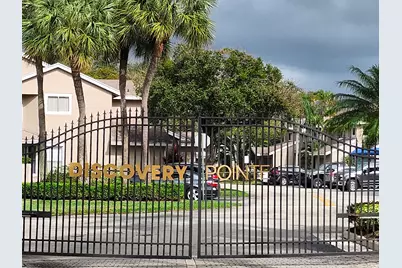 1919 Discovery Circle E, Deerfield Beach, FL 33442 - Photo 1