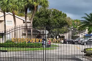 1919 Discovery Cir E, Deerfield Beach, FL 33442 - Photo 1