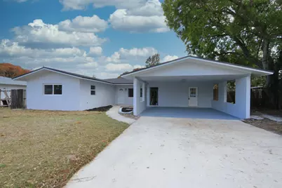 2405 Melon Court, Fort Pierce, FL 34982 - Photo 1