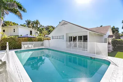 211 Miraflores Drive, Palm Beach, FL 33480 - Photo 1
