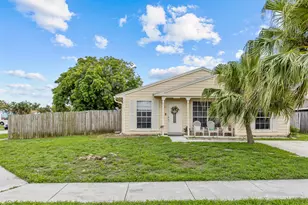 10552 Bobbie Ln, Royal Palm Beach, FL 33411 - Photo 1