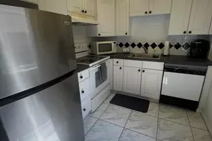 2 Flanders A, Delray Beach, FL 33484 - Photo 1